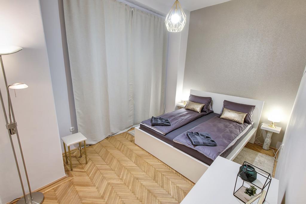 Brighthome Castle District Budapest Eksteriør billede